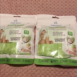 Softening Makeup Remover Wipes - Green set of two